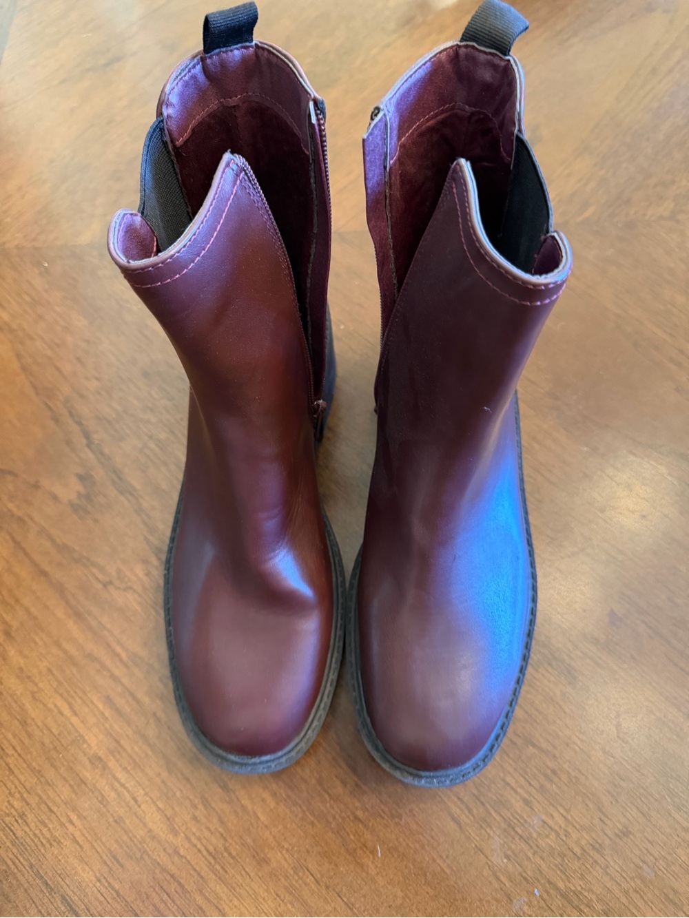 Time and Tru Burgundy Pull-On Chelsea Ankle Boots - Size 9